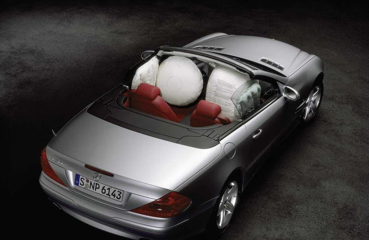 Sicurezza, l'airbag festeggia 30 anni