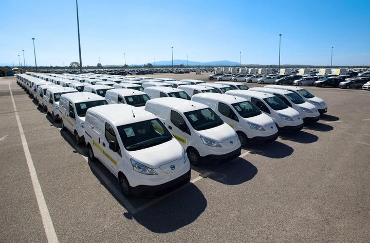 Nissan e-NV200: con Poste Italiane la più ampia flotta di van elettrici