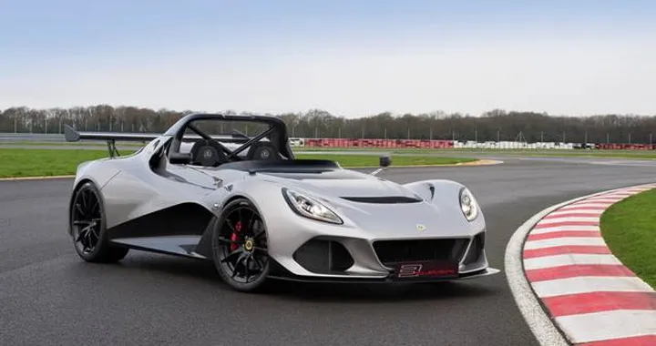 Lotus 3 Eleven: per la strada e per la pista
