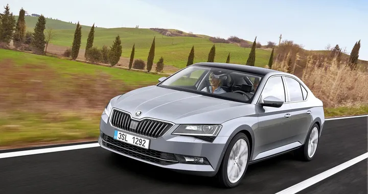 Skoda Superb 2015: l’ammiraglia si rinnova