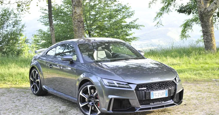 Audi TT RS: la prova su strada e in pista