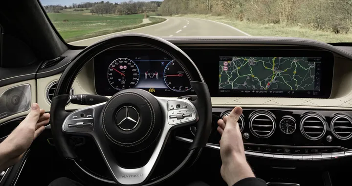 Mercedes Classe S restyling 2017: la guida autonoma è sempre più vicina