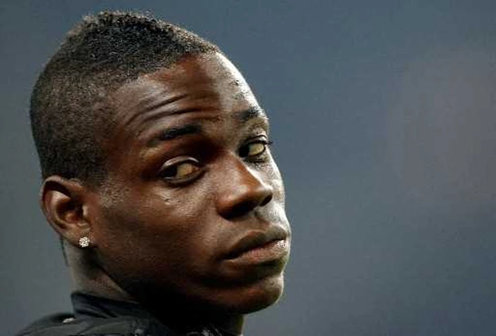 Audi R8 di Balotelli: multa e i tifosi insorgono