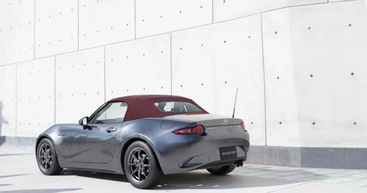 Mazda MX-5 2018: prezzi da 27.850 euro
