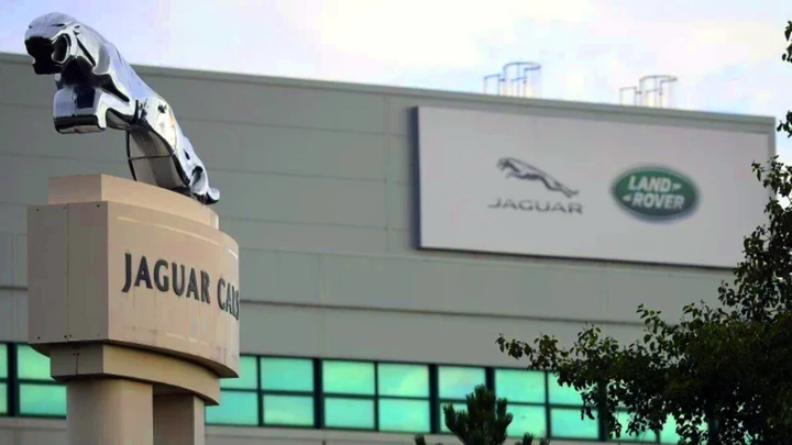 Jaguar Land Rover sospende le esportazioni negli USA a causa dei dazi