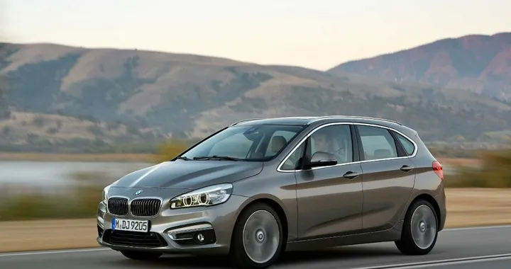 Nuova Bmw Serie 2 Active Tourer: le immagini ufficiali
