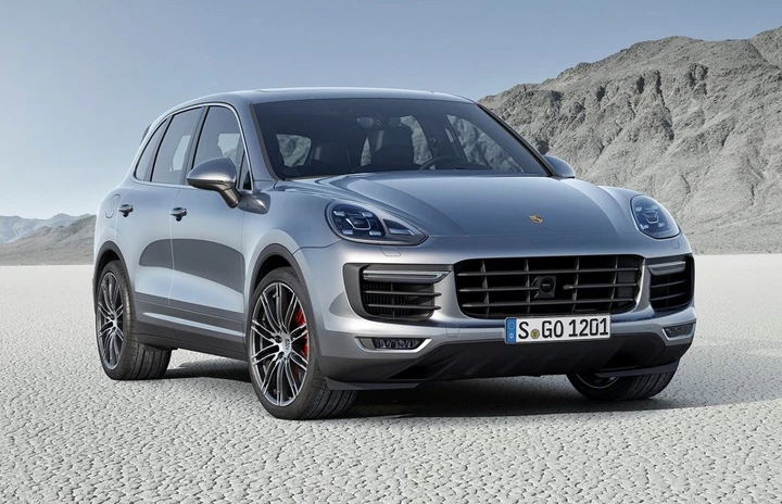 Nuova Porsche Cayenne 2015: prezzi da 69.784 euro