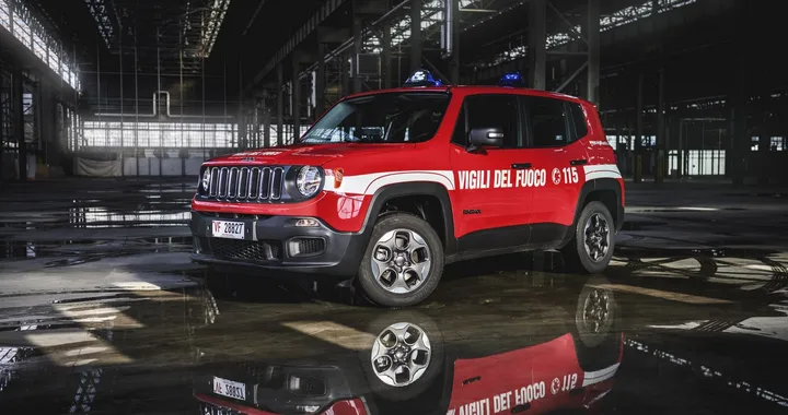Jeep Renegade: 100 esemplari per i Vigili del Fuoco