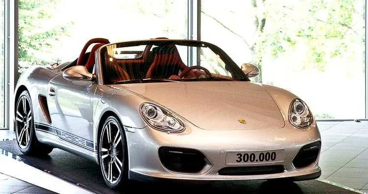 Porsche Boxster: prodotte 300.000 unità dal 1996