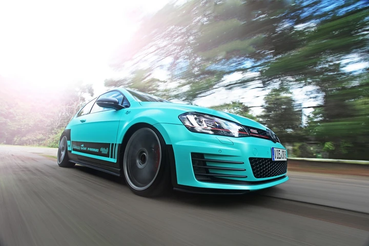 Volkswagen Golf GTI by Cam Shaft e PP-Performance