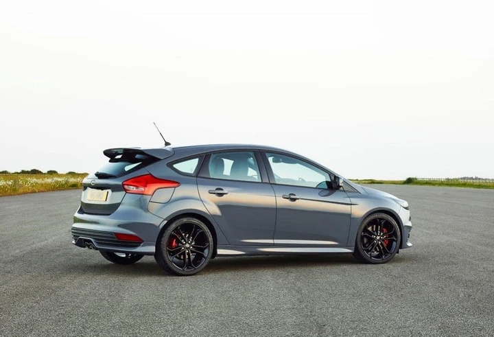 Nuova Ford Focus ST a Goodwood