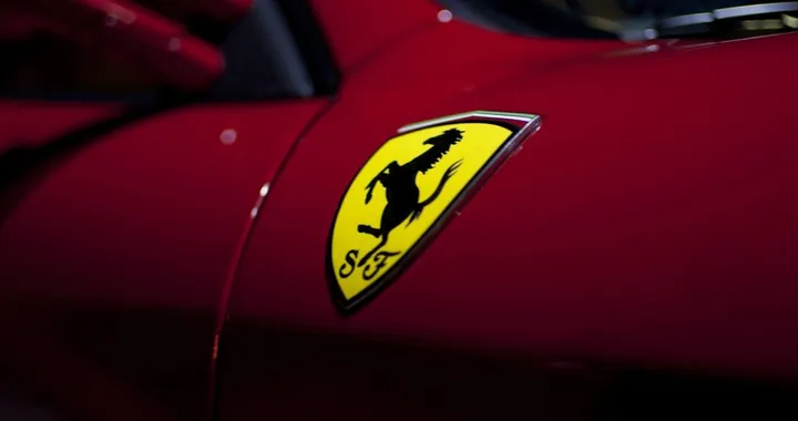 Exor cede parte di Ferrari per 3 miliardi: cosa cambia per il Cavallino?