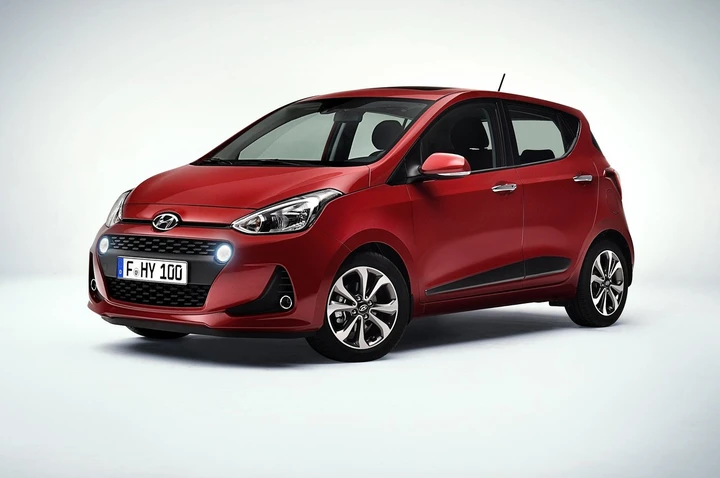 Hyundai i10 restyling: le immagini ufficiali