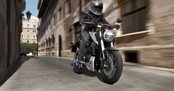 5 errori da principiante in moto da non commettere