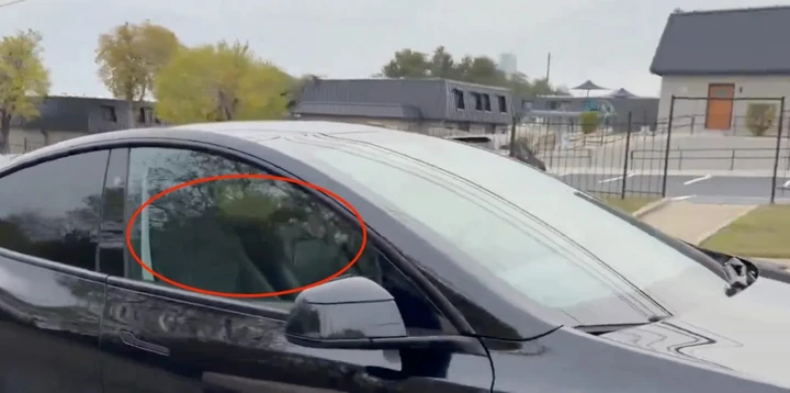 Tesla avvia test Robotaxi senza conducente ad Austin, crescono i dubbi