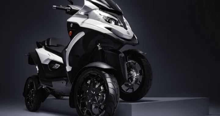Qooder: a Ginevra l'anello mancante tra l'auto e la moto