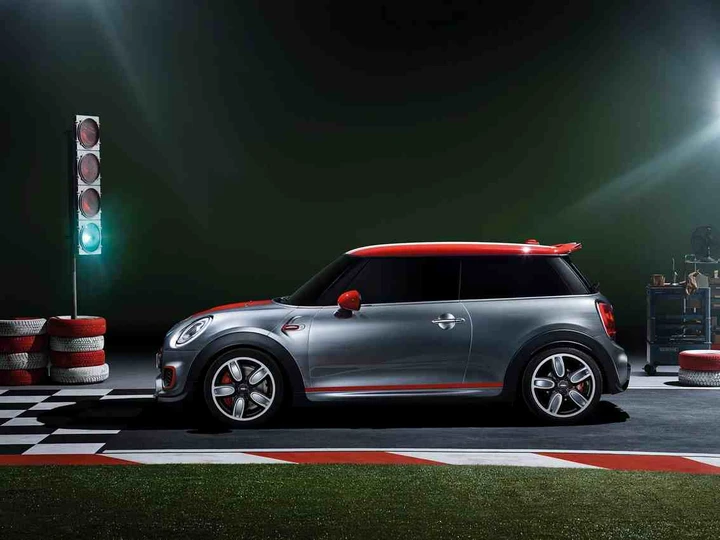 Mini John Cooper Works Concept, prime immagini ufficiali