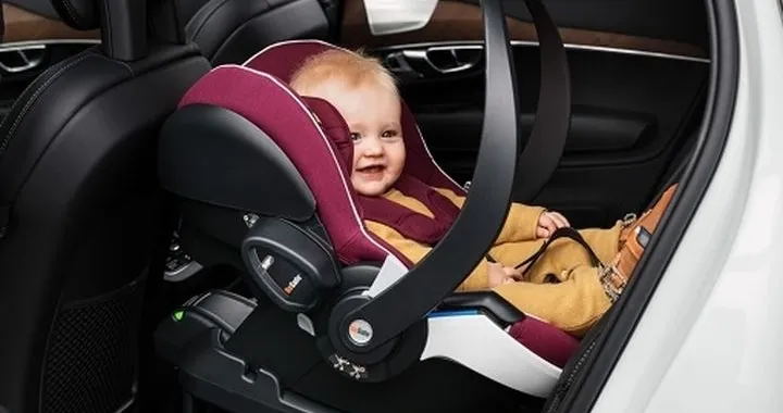 Ovetti auto per neonato: guida all'acquisto e normativa