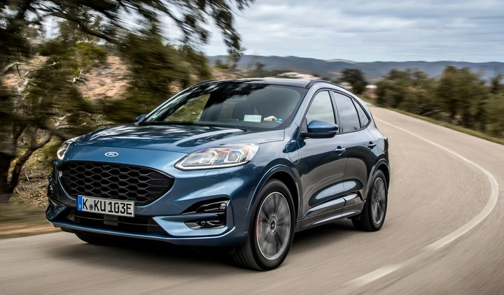 Ford Kuga ibrida plug-in: prezzi e autonomia