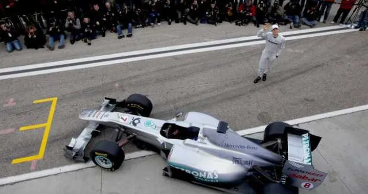 F1: la nuova Mercedes debutta a Valencia