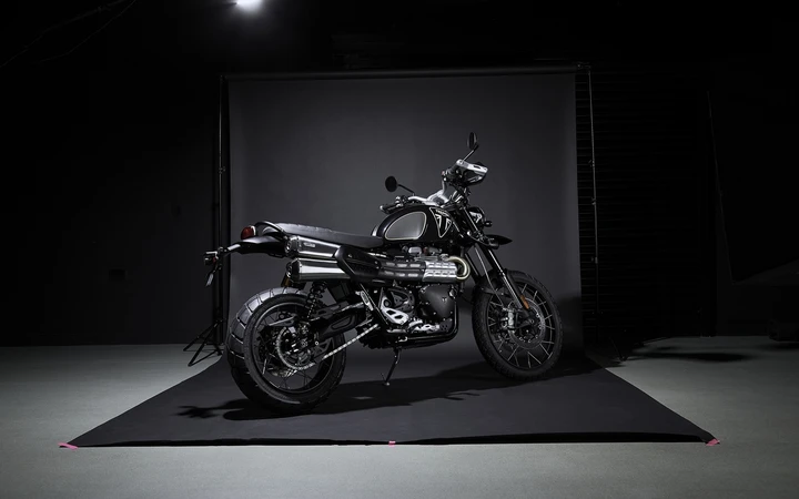 Scrambler 1200 Bond Edition: immagini ufficiali