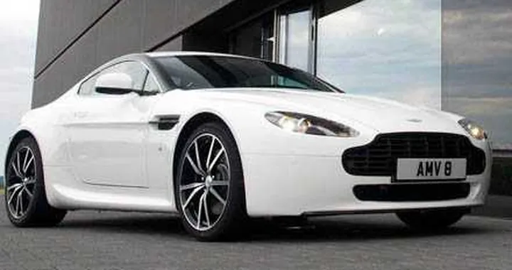 Aston Martin Vantage N420 (cavalli)