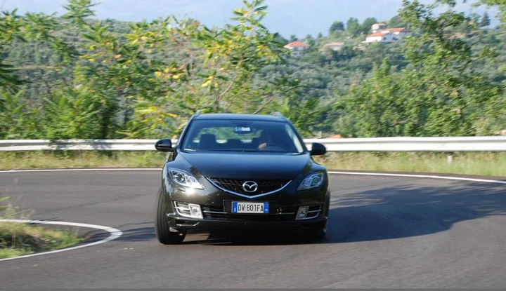 Mazda 6 2.2 16V Wagon Luxury