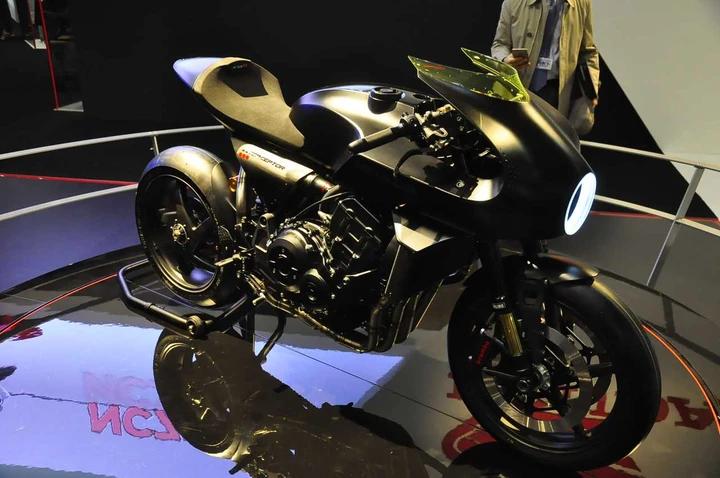Honda CB4 Interceptor a Eicma 2017