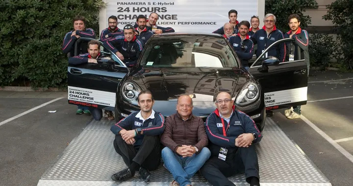 Panamera S-E Hybrid 24 Hours Challenge