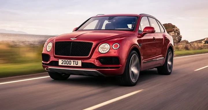 Bentley Bentayga V8: anteprima al Salone di Detroit 2018