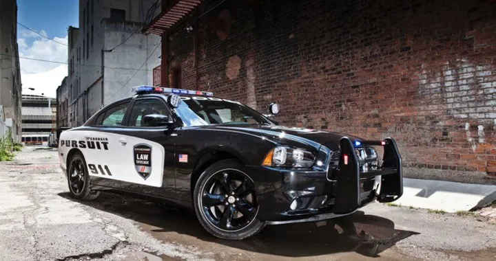 Dodge Charger Pursuit by Mopar