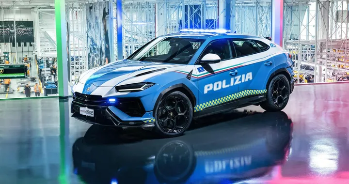 Lamborghini Urus Performante entra nella flotta della Polizia di Stato