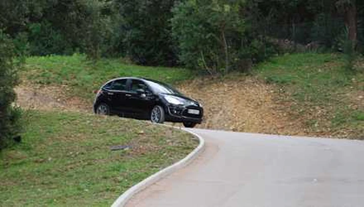 Test Drive Citroen C3 1.6 VTI 120 CV