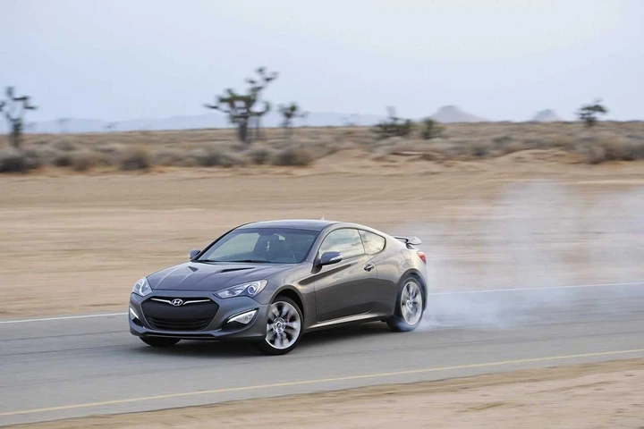 Hyundai Genesis Coupé 2012