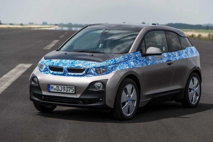 BMW i3, Primo Contatto