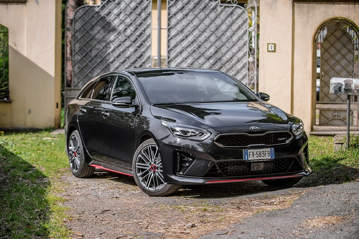 Kia Proceed GT: la prova su strada