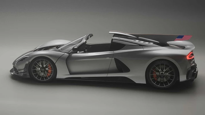 Hennessey Venom F5-M Roadster: l’hypercar manuale da 1.842 CV che sfida i limiti