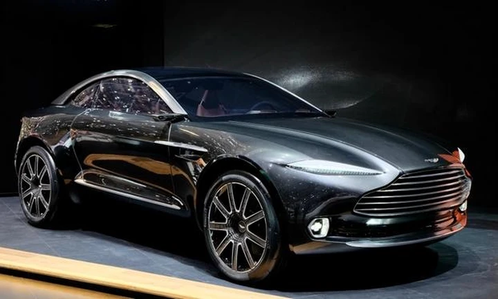 Aston Martin: il SUV sarà offerto solo a benzina