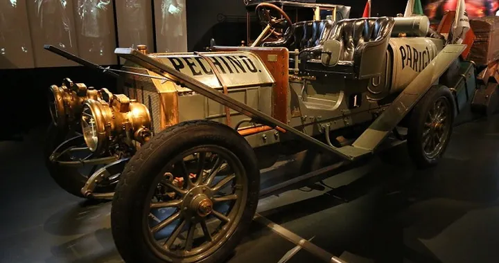 Auto e Moto d’Epoca: i gioielli del Mauto in esposizione