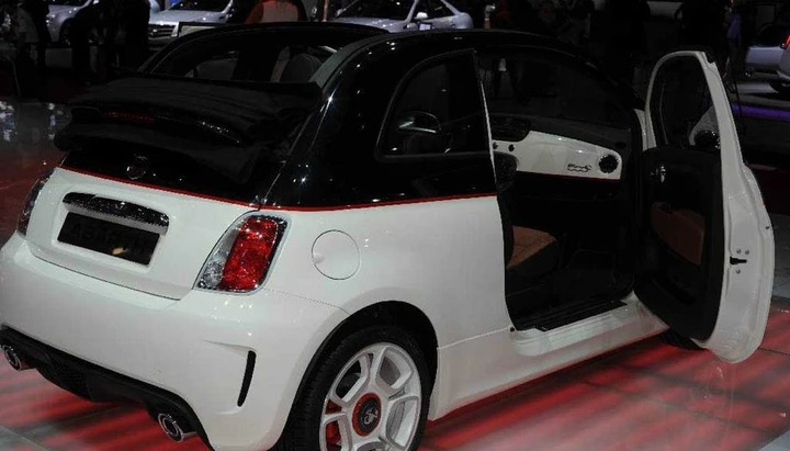 Stand Abarth al Salone di Ginevra 2010