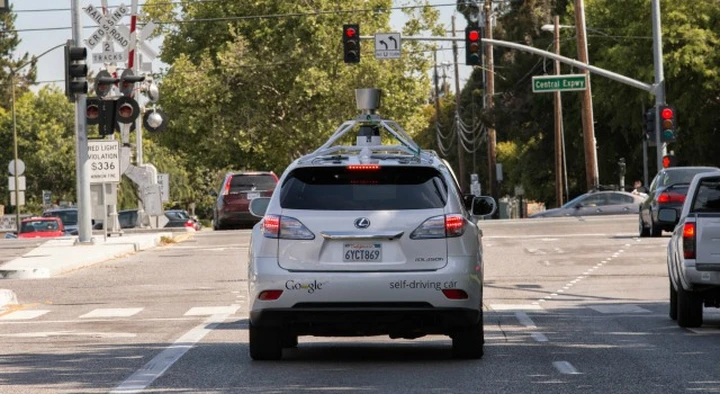 Google: l'autonomous car sbarca nel traffico urbano