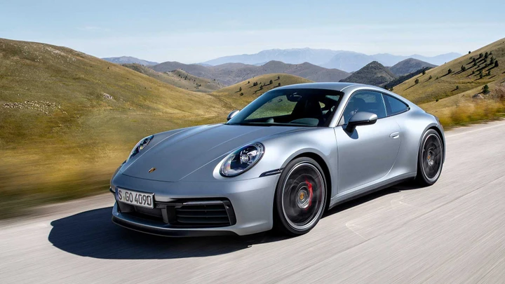 Porsche: un premio di 9.700 euro per i dipendenti