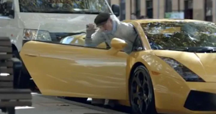 Meglio una Honda Accord oggi o una supercar domani?