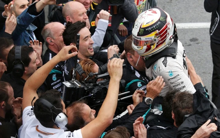 DIRETTA F.1 GP D'AMERICA: Hamilton vince, Rosberg amministra