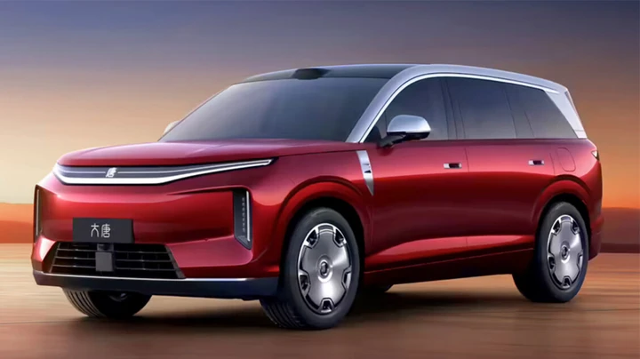 BYD Great Tang: SUV elettrico di lusso da 5,3 m e ricarica 1000 kW