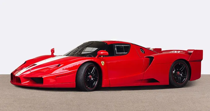 All'asta la Ferrari FXX autografata da Michael Schumacher