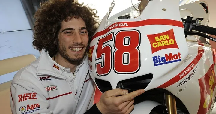 SuperSIC: il guanto dell’ultima corsa di Simoncelli torna ai familiari