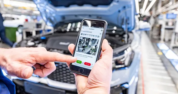 L'Intelligenza Artificiale si occupa del controllo qualità in BMW