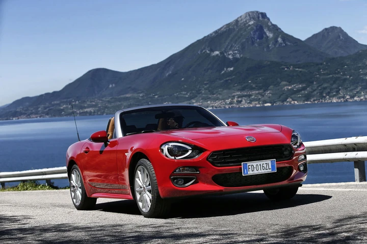 Fiat 124 Spider, nuove immagini ufficiali