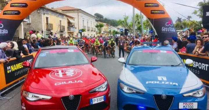 Alfa Romeo: due Giulia Veloce al Giro d’Italia